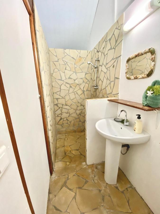 Poe Guesthouse Rangiroa 외부 사진